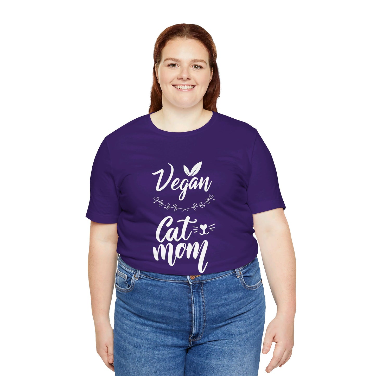 Vegan Cat Mom T-Shirt – Proud Plant-Based Cat Lover Tee