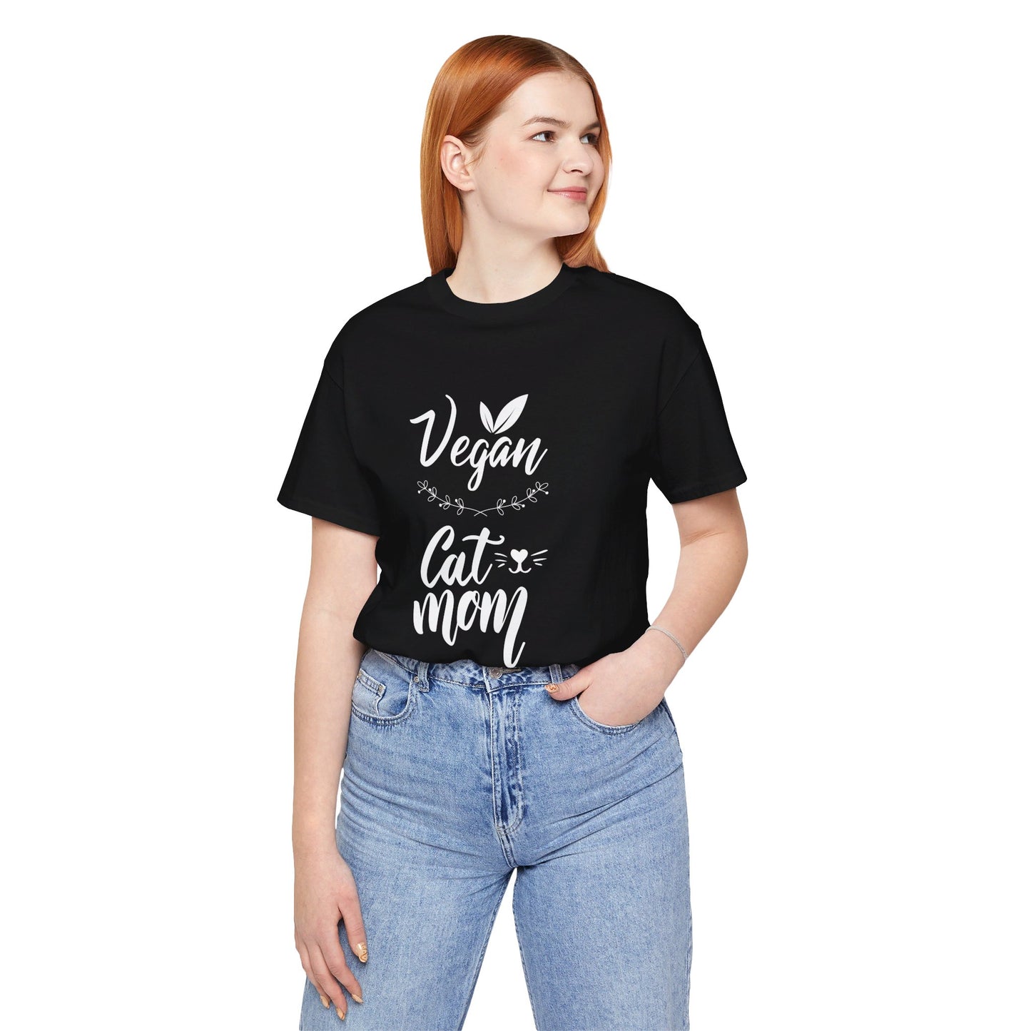 Vegan Cat Mom T-Shirt – Proud Plant-Based Cat Lover Tee