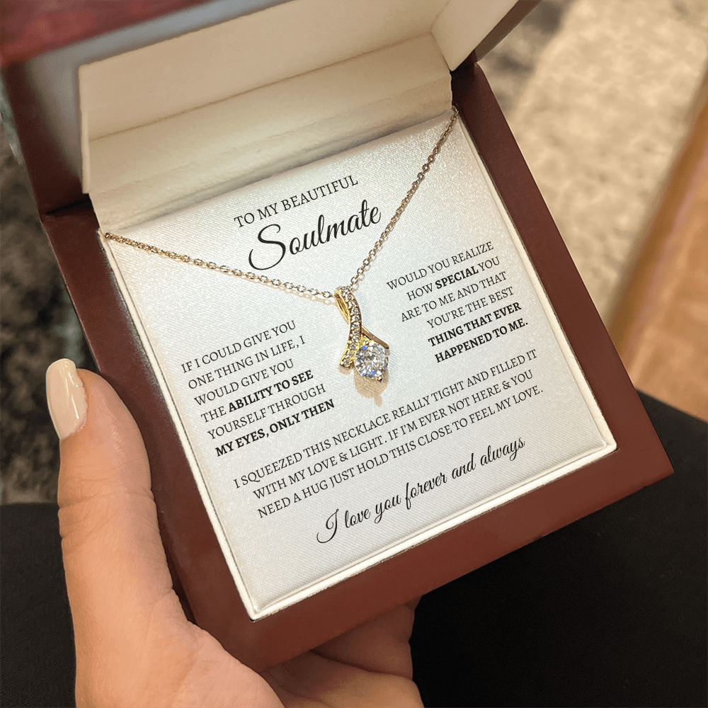 To My Soulmate Sparkling Love Knot Necklace – Romantic Gift for Wife or Girlfriend