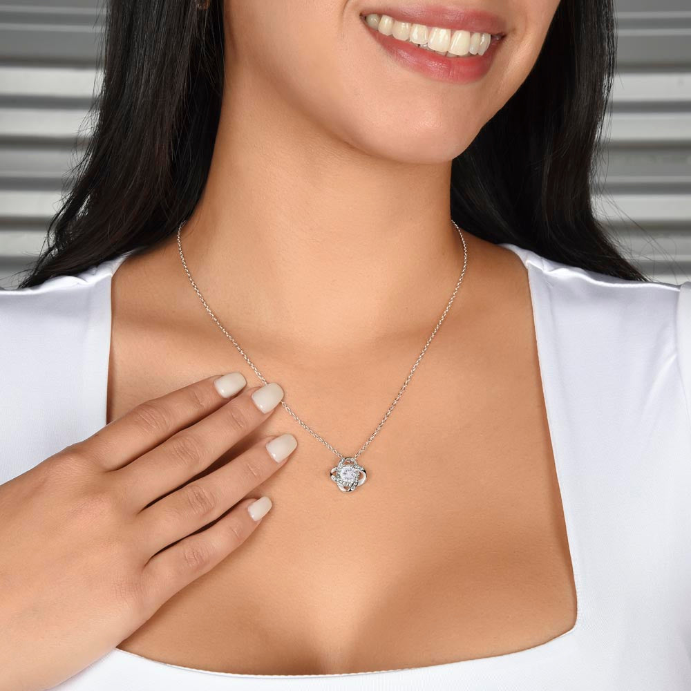 Amazing Daughter Gift "Precious Daughter" Eternal Love Necklace